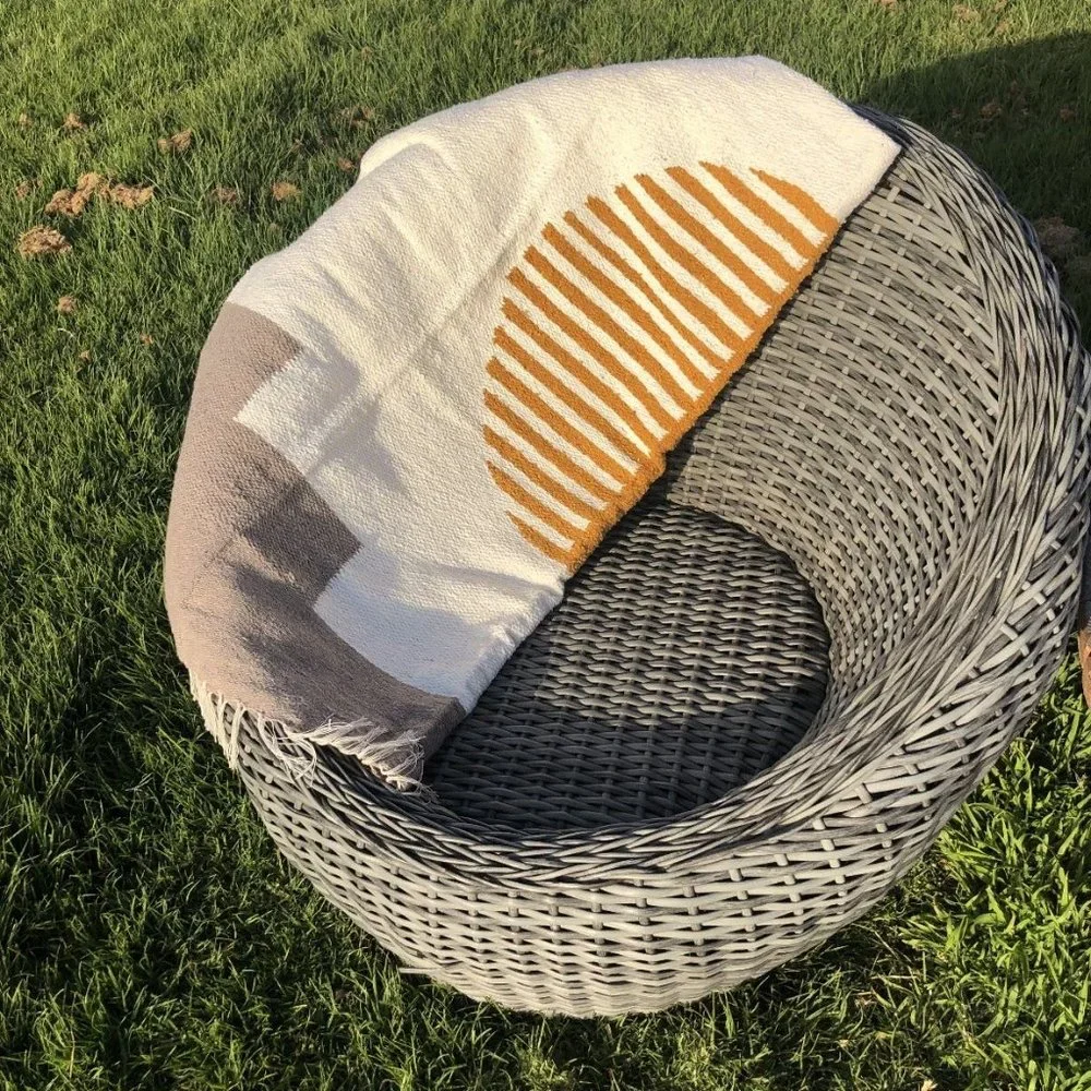 NWT! Esalen + Trek Light Gear Blanket in Horizon‎ Gold